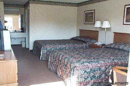 Deerfield Inn And Suites Steele Екстер'єр фото